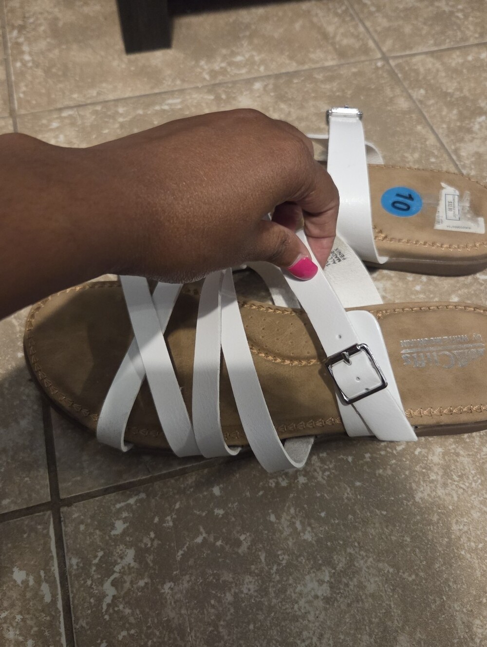 WHITE MOUNTAIN Cliff Women's White Fenix Strappy Slip-On Comfort Sandal Sz 10 - Picture 3 of 6